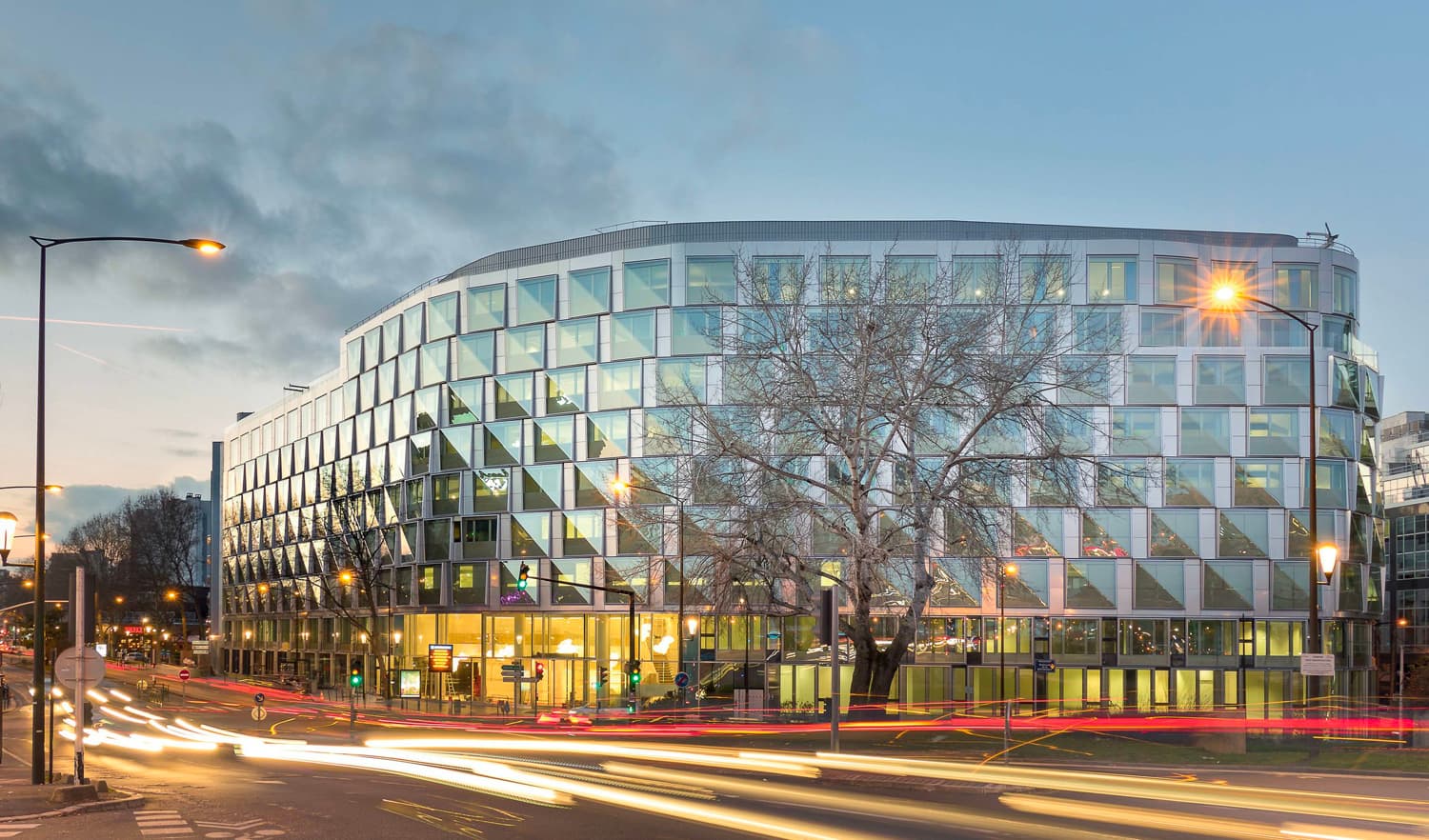 Quai Ouest, un bâtiment du bureaux à Boulogne-Billancourt par Brenac & Gonzalez et Associés