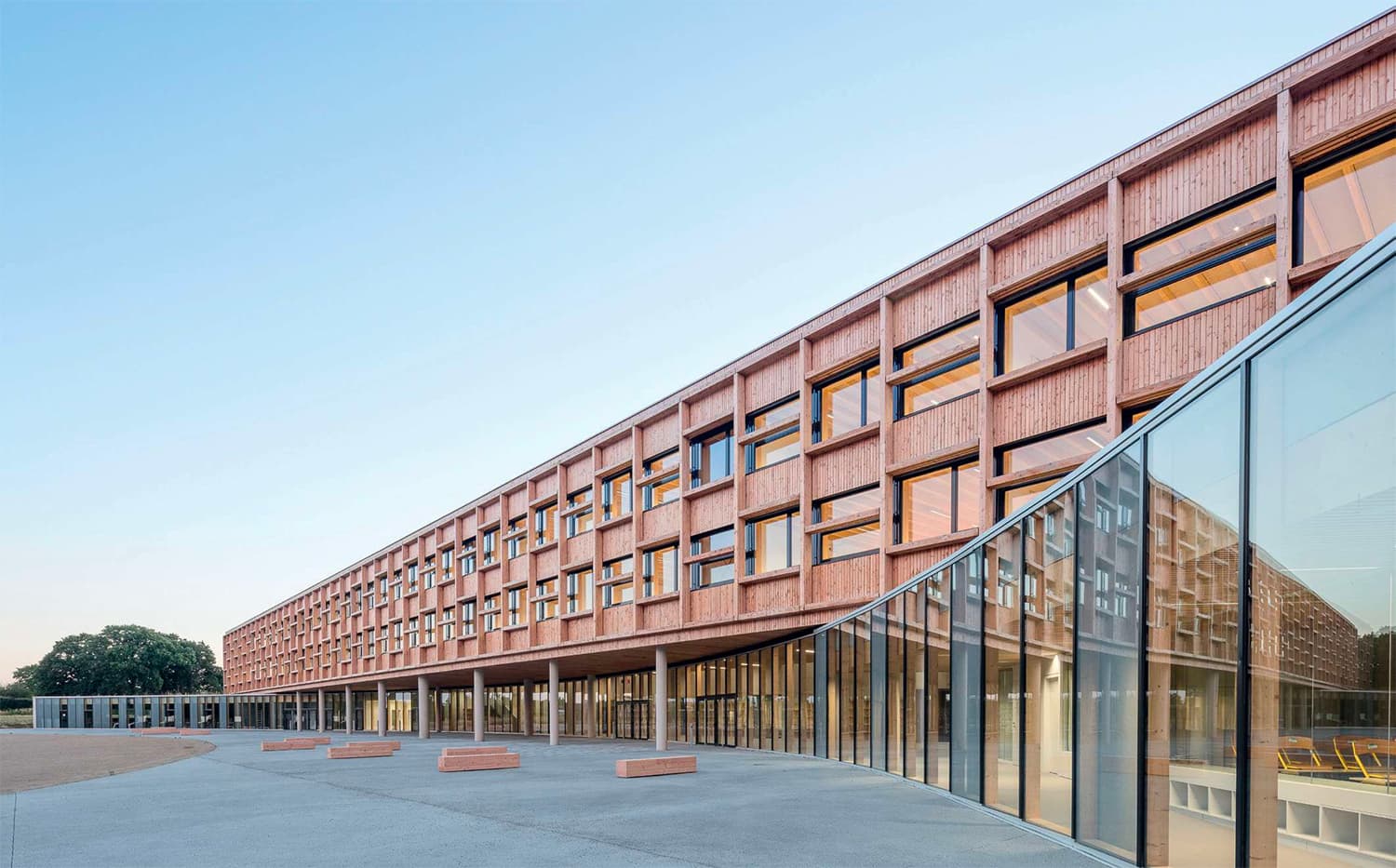 Collège Simone Veil à Lamballe par Dietrich | Untertrifaller Architectes et Colas Durand Architectes
