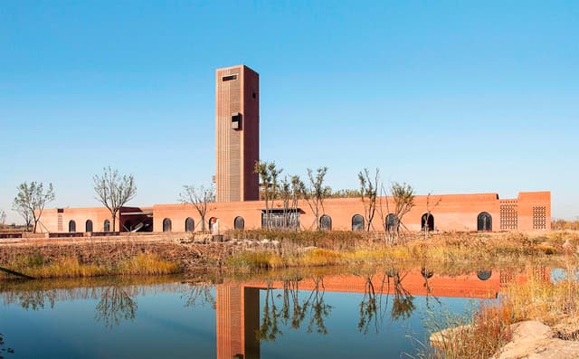 Tower of Bricks : un centre d'art botanique en Chine par le cabinet Interval Architects