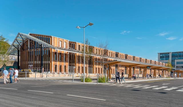 La Canopée de Nature & Découvertes à Versailles Chantier par l'agence Construire
