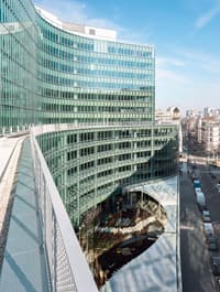 Une transformation tout en courbes par l'agence Bruther à Paris - Image 2