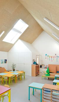 Une école maternelle tout en bois par l'agence Tracks - Image 6