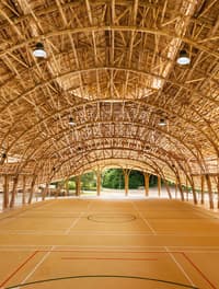 Une salle de sport en bambou en Thaïlande par Chiangmai Life Architects - Image 2