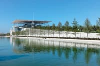 À ATHÈNES, UNE CONSTRUCTION RÉPARATRICE  - Image 3